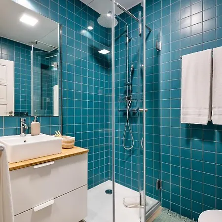 Apartment Trendy And Modern 3br Family
