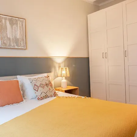 Trendy And Modern 3br Family Porto